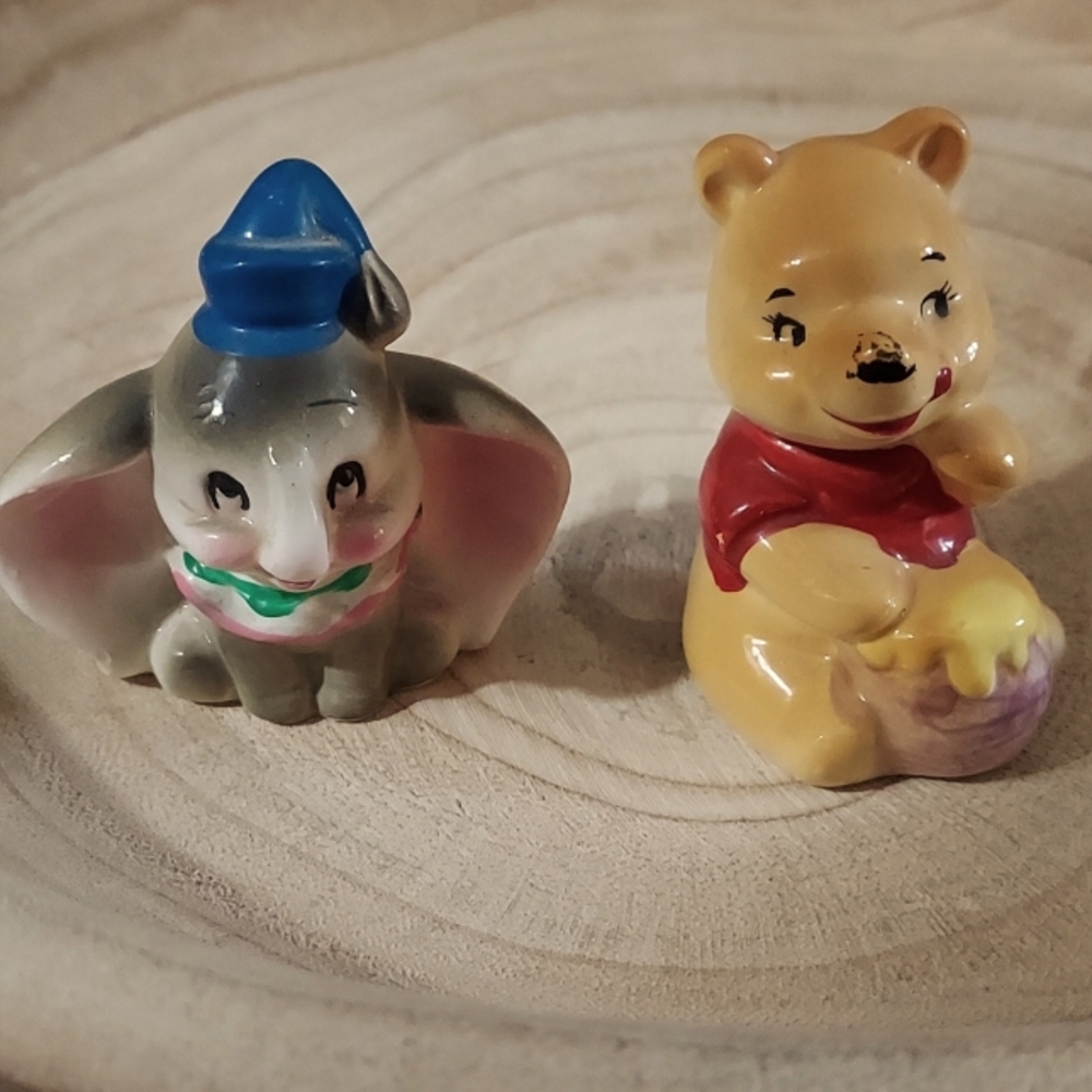 1960s Walt Disney Productions  JAPAN.   Dumbo & Winnie the Poo